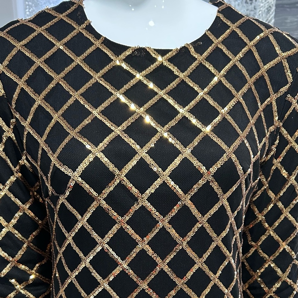 NWOT ✨Sequins Dress with Black and Gold Long Sleeve-Size-M - Picture 8 of 17